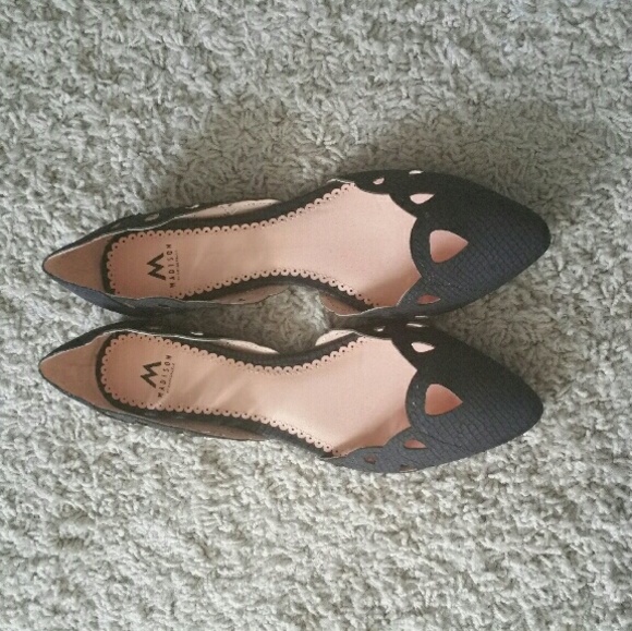 Madison Shoe Dazzle Flats NIB