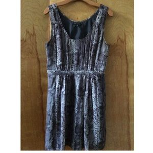 Madewell s/l grey/taupe reptile print dress