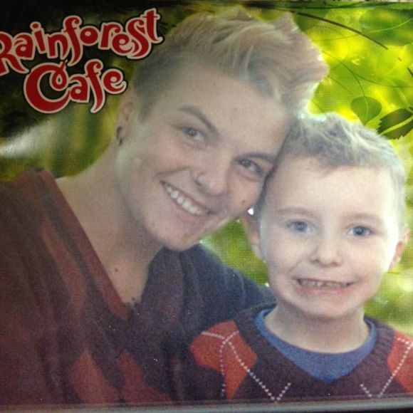 Meet your Posher, Angie - Picture 1 of 1