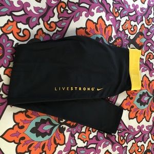 NIKE PRO LIVESTRONG LEGGING