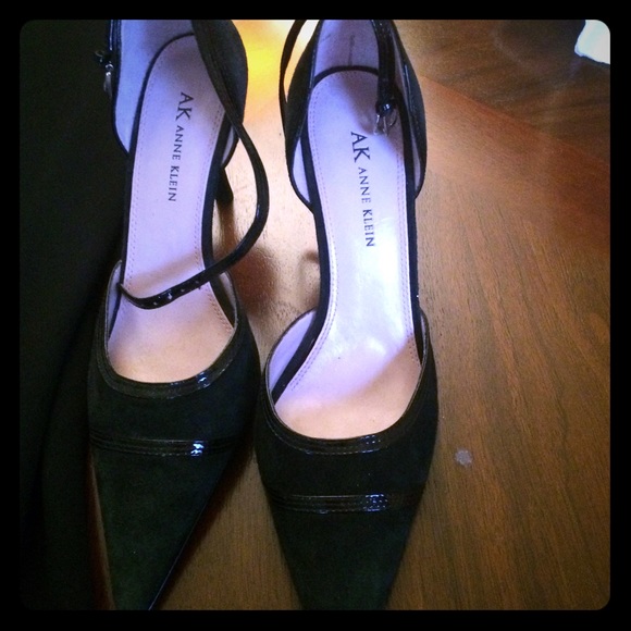 Anne Klein Dress Pumps