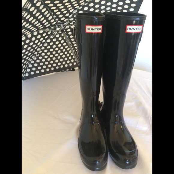 Hunter original tall gloss, size 9F, black