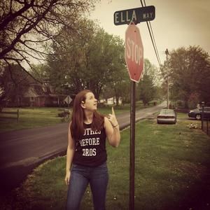 Meet your Posher, Ella