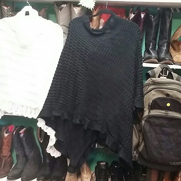 BEAUTIFUL BLACK PONCHO