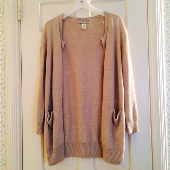 Beige cardigan