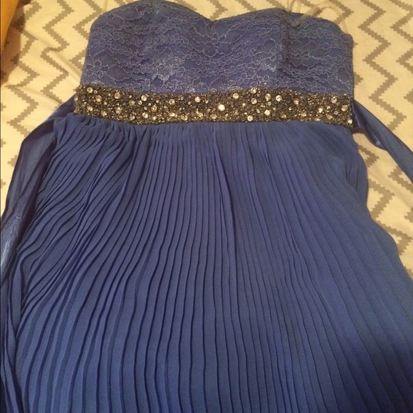 Party/prom dress - Picture 4 of 4