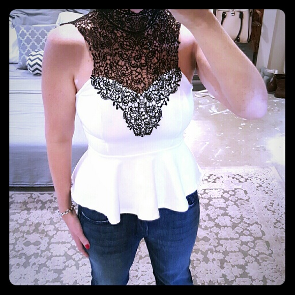 y generation Tops - ❤HP❤ Peplum Top
