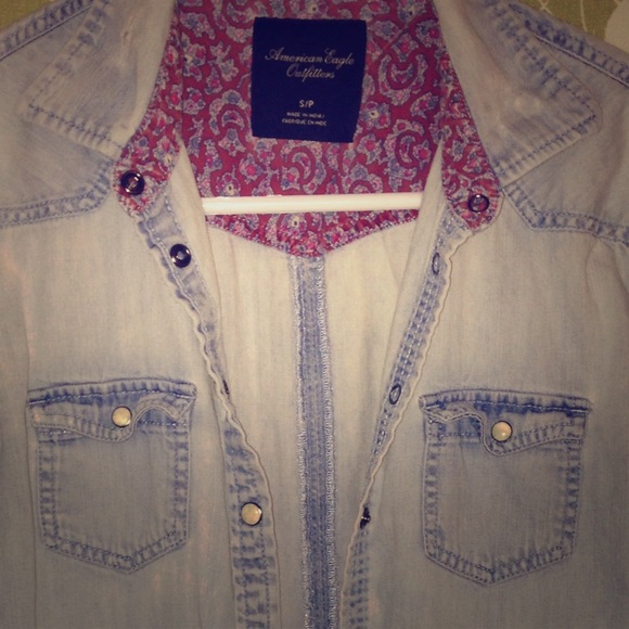 🔹American Eagle Jean Shirt🔹