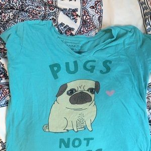 Pugs not Drugs shirt!