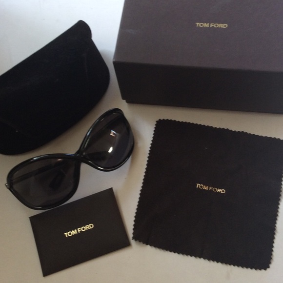 PRICE DROP Tom Ford Black Sunglasses.  12