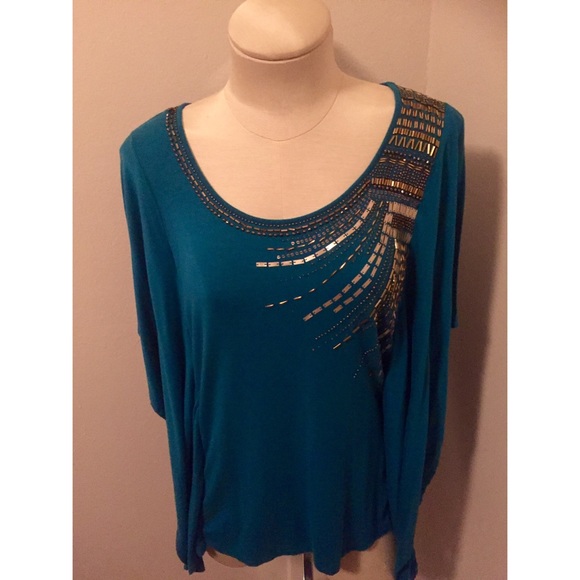 Blue Cache top! - Picture 2 of 3