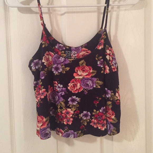 floral flowy crop 🌸