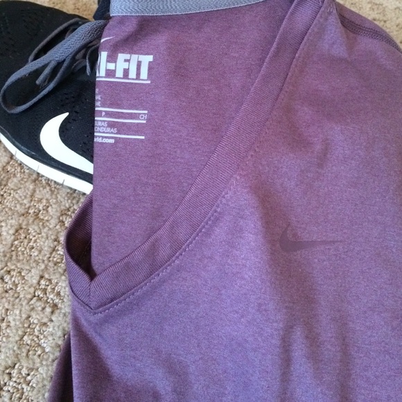 Nike Tops - Nike Dri-Fit Long Sleeve T
