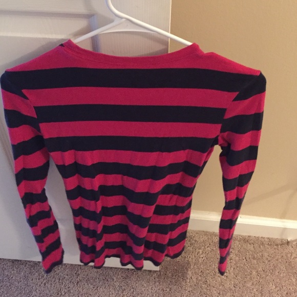 Long sleeve shirt! - Picture 2 of 2