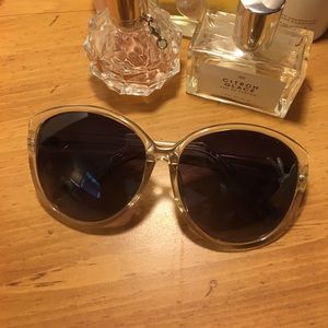 ✨CALVIN KLEIN SUNGLASSES✨