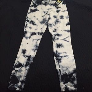 Nike legend 2.0 tight SMALL