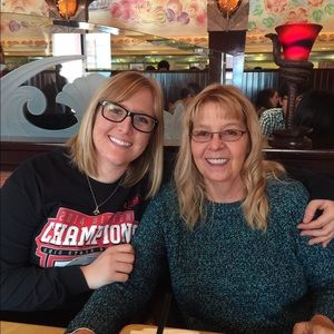 Meet your Posher, Pam