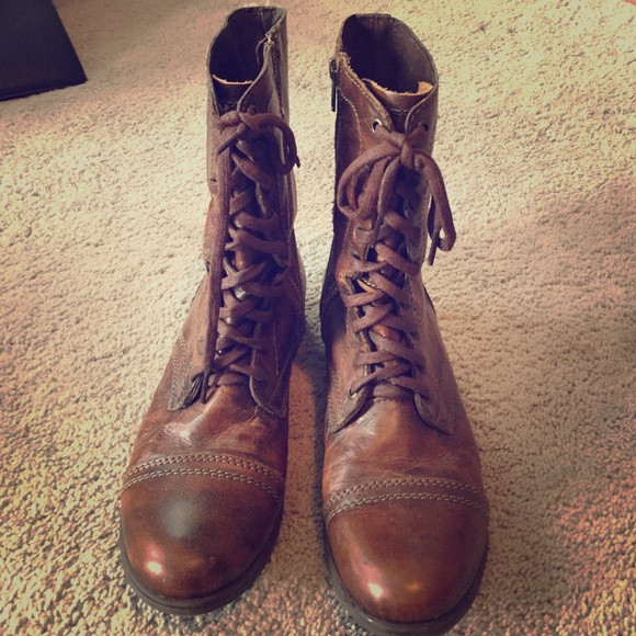 Brown grunge chic combat boots - Picture 1 of 4