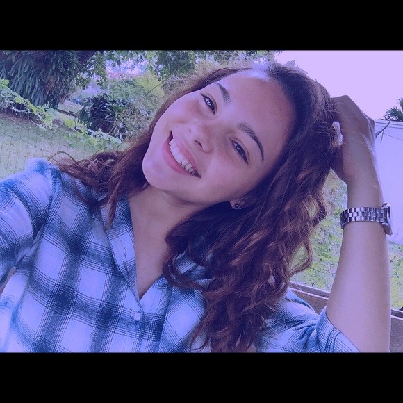 Meet your Posher, Sabrina