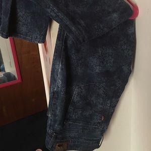 NWOT Levis Jeans