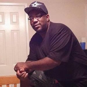 Meet your Posher, Damia