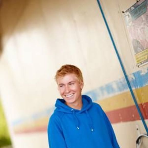 Meet your Posher, Tallen - Picture 1 of 1