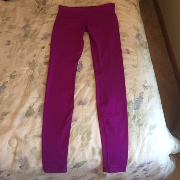 lululemon athletica Pants - Lululemon Wunder Under Pant III in Tender Violet