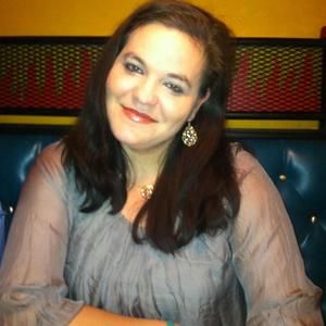 Meet your Posher, Crystal