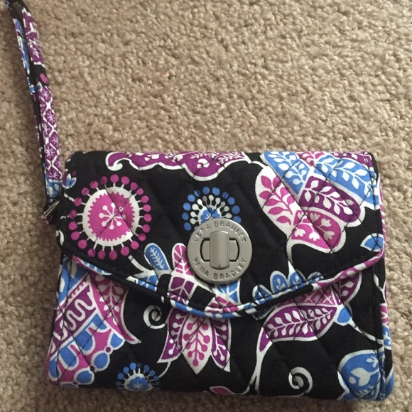 Vera Bradley Your Turn Smartphone Wristlet