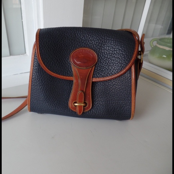 Dooney & Bourke vintage crossbody