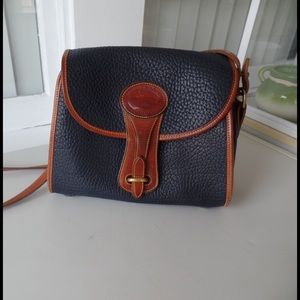 Dooney & Bourke vintage crossbody