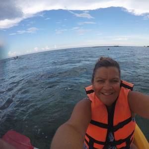 Meet your Posher, Robin