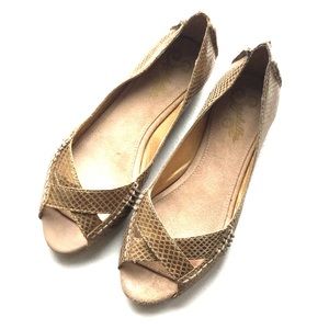 Seychelles Peep / Open Toe Gold Flats