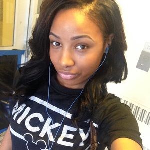 Meet your Posher, Ashley