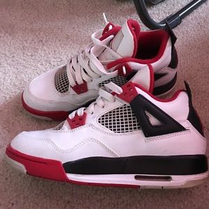 Jordan Fire Red 4s