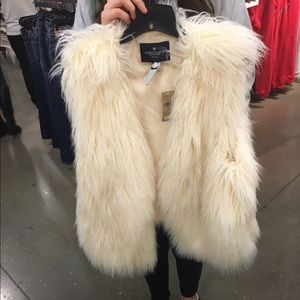 Meet your Posher, Tonya