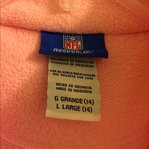 Girl's pink NFL Bengals Fleece jacket - Picture 2 of 3