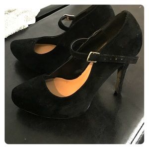 Mary Jane Pumps