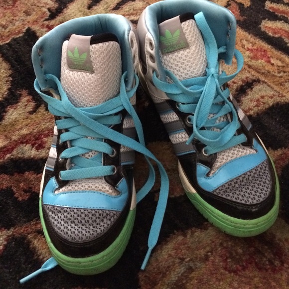 Adidas Shoes - Cool Collective Adidas High Top Kicks