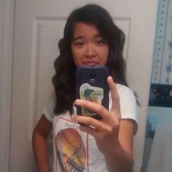 Meet your Posher, Mylene - Picture 1 of 1