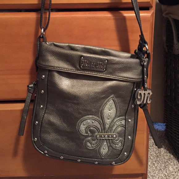 Metallic Miss Me cross body purse from the buckle