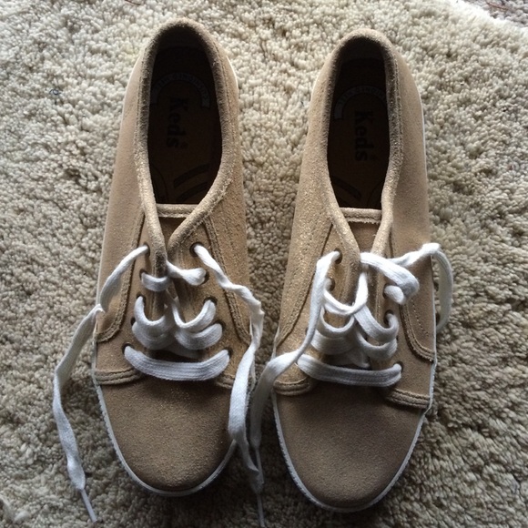 New gold 7.5 Keds! Super cute!