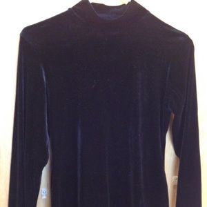 Black velvet top