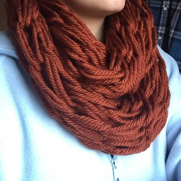 Burnt orange handmade infinity scarf - Picture 2 of 3