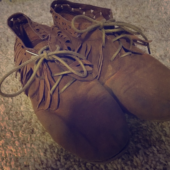 8.5 women's moccasin shoes