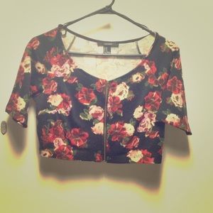 SALE🌹Forever 21 Crop Top🌹