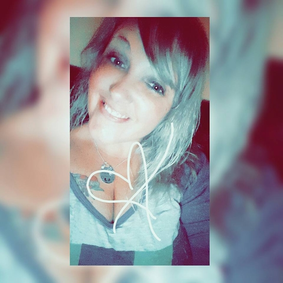 Meet your Posher, Misty - Picture 1 of 1