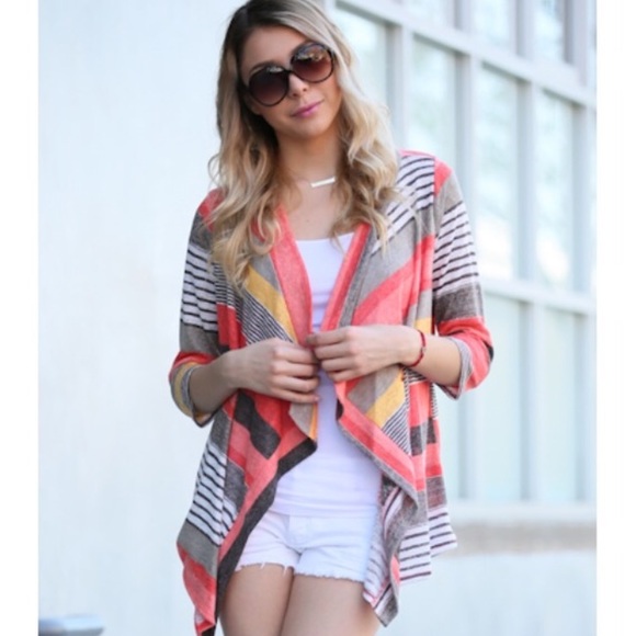 SOLD⭐️HOST PICK⭐️Striped, lightweight, coral cardi - Picture 4 of 4