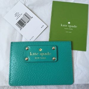 SOLD!! 🎉Kate Spade Card Holder