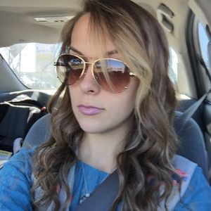 Meet your Posher, Tara